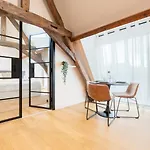 Old Lille - Lovely Typical Apartment!